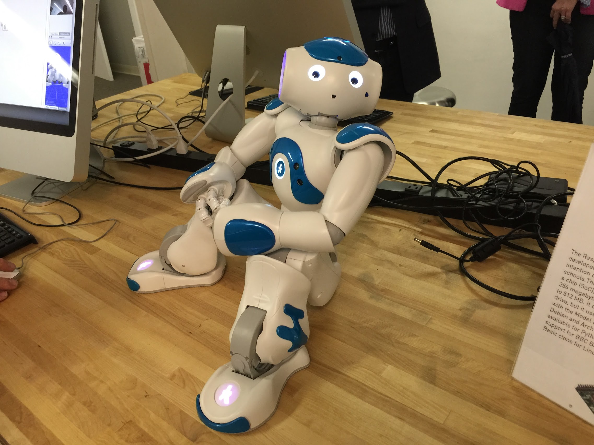 The Path to Superintelligent AI: Key Insights from Tim Urban’s Groundbreaking Analysis